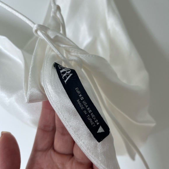 White satin effect top size XS - Picture 3 of 5
